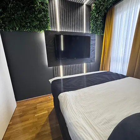 Mb Lux 2 Apartment *